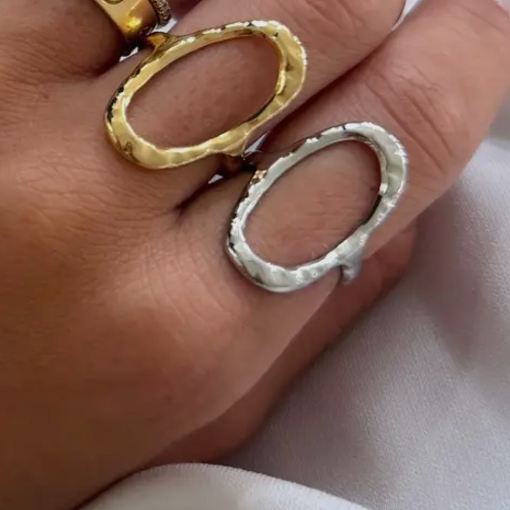 THE SOPHIA ring - Elegant open oval Gold or Silver Ring for index finger.